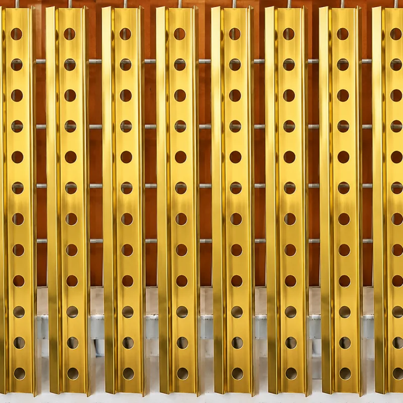 Corner Strip Gold